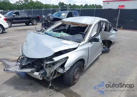 2013 Nissan Altima 2.5 S из США, поврежденный, VIN 1N4AL3AP4DC266513